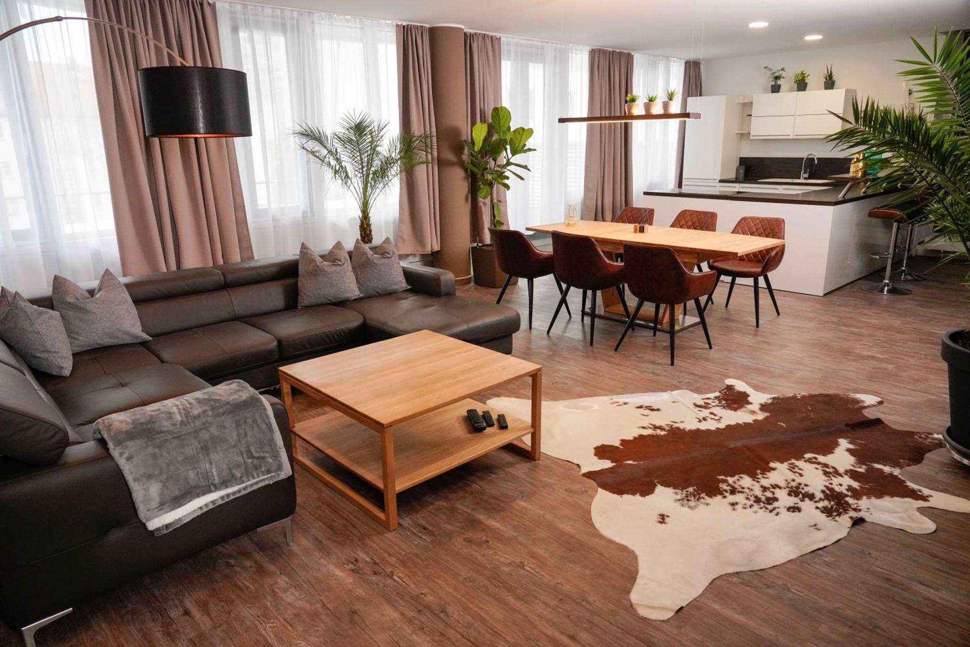 Apartment Leipzig Waldstrassenviertel Loft Terrasse, Redbull Arena Bagian luar foto